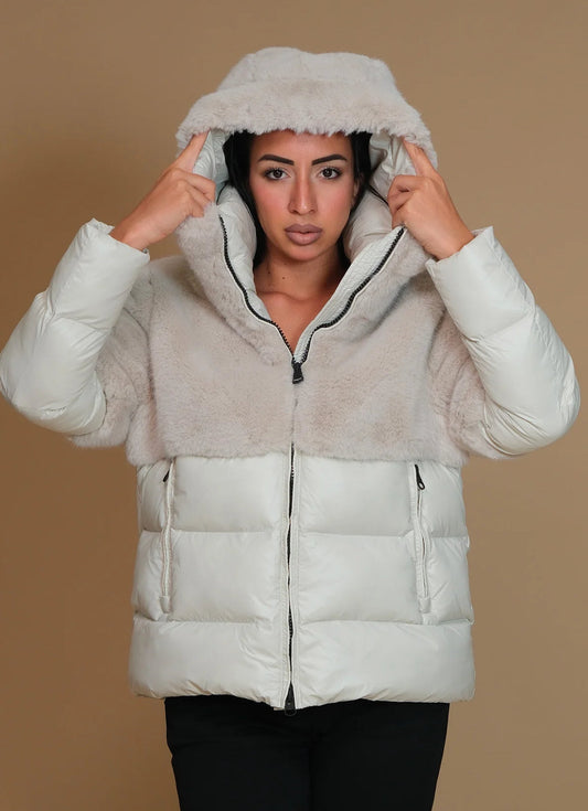 Blauer white pellic